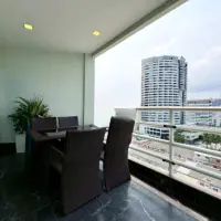 Beautifully renovated beachfront residence in View Talay 7 thumbnail