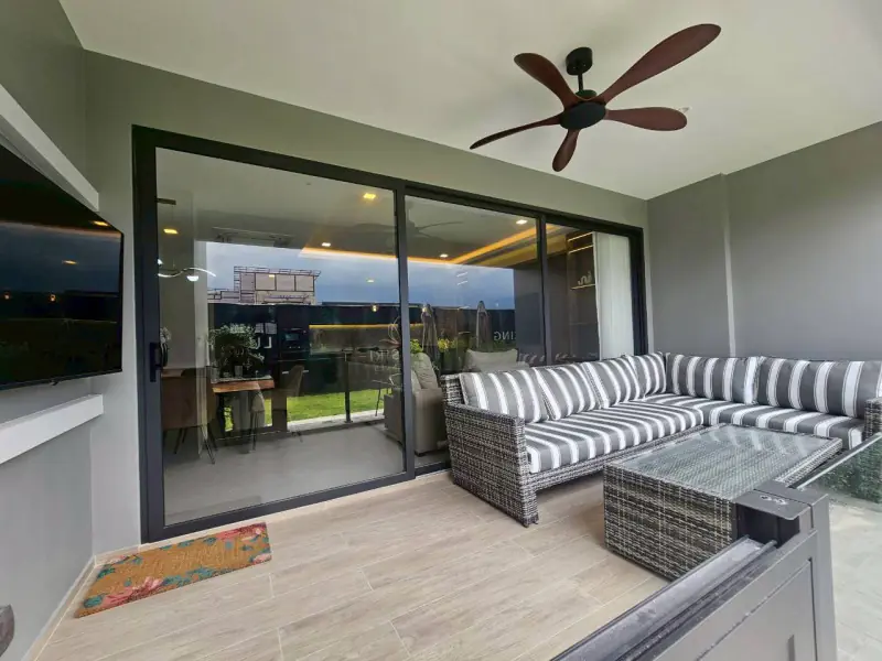 Modern low-rise luxury residence in Zensiri Estate & Residences
