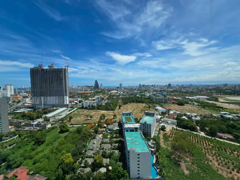 Modern furnished condominium in The Twin Tower,