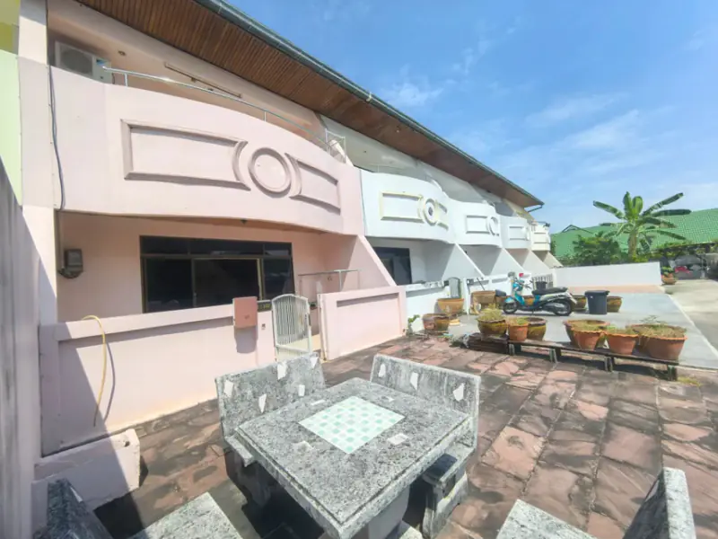 Well-maintained 2-storey townhouse in Suwattana Garden Home