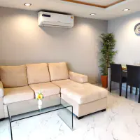 Modern City Living -Hyde Park 2, Pratumnak thumbnail