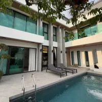 Brand-new luxury pool villa located in the highly desirable Siam Country Club area thumbnail