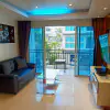 Stylish corner-unit condominium in the highly sought-after Avenue Residence thumbnail