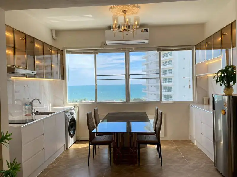 Large Studio Sea View For Sale In Jomtien Complex (Copy)