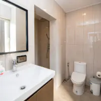 Discover one of the finest residences within the prestigious Siam Royal View thumbnail