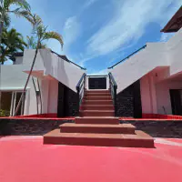 Exclusive Hillside Living - Luxury 4-Bed Villa at Siam Royal View thumbnail