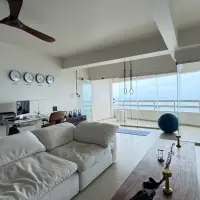 Newly renovated oversized studio at Jomtien Plaza Condotel thumbnail
