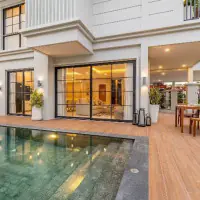 Experience timeless elegance at Rungsii Village Pattaya thumbnail