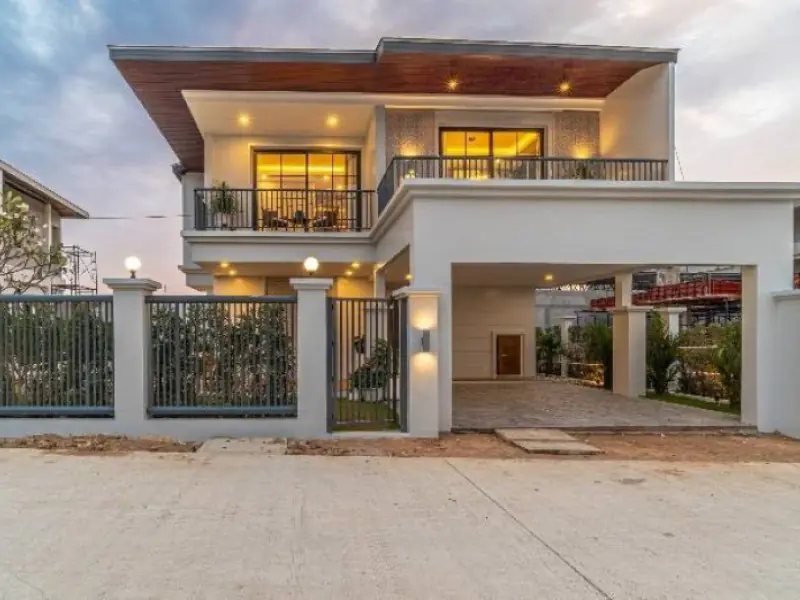 Experience timeless elegance at Rungsii Village Pattaya
