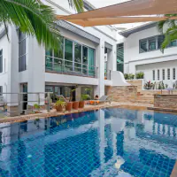 Ultra Luxury 4-Storey Pool Villa ,Pratumnak Hill thumbnail