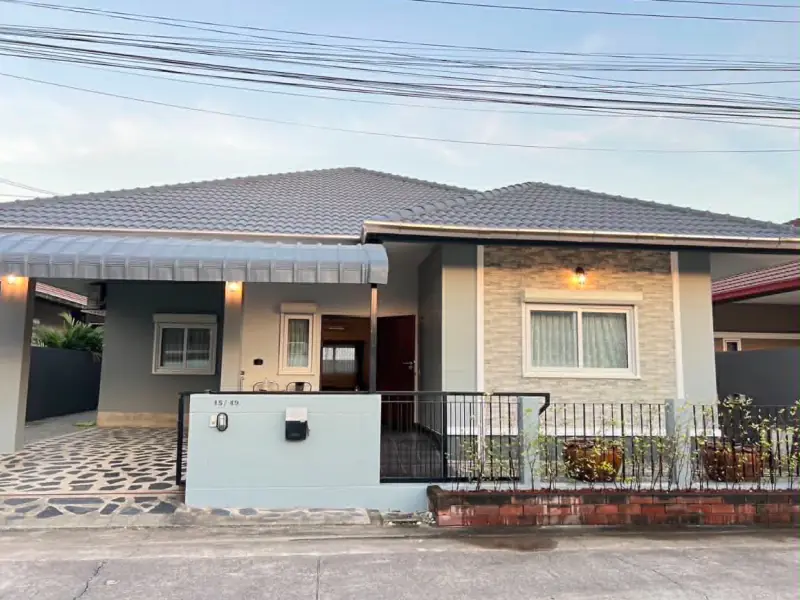 3-Bedroom House for Rent – Baan Panalee, Huay Yai