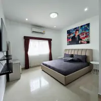 3-Bedroom House for Rent – Baan Panalee, Huay Yai thumbnail