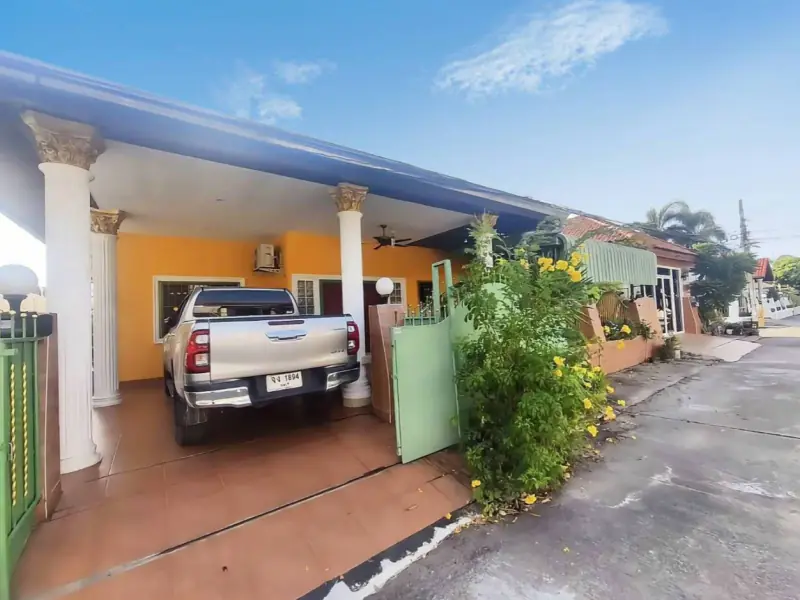 Detached house, Eakmongkol 4/1 village, Khao Talo