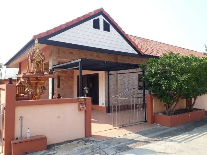 House Denavang village Huayyai