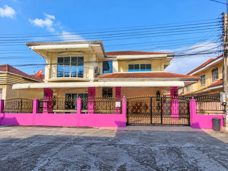Wonderland 2,3 Bedroom House for Rent in North Pattaya