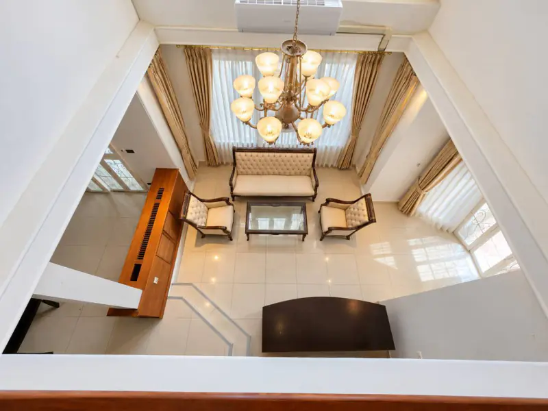 Baan Suan Lalana, Jomtien Spacious 4Bedroom Corner House with Private Garden