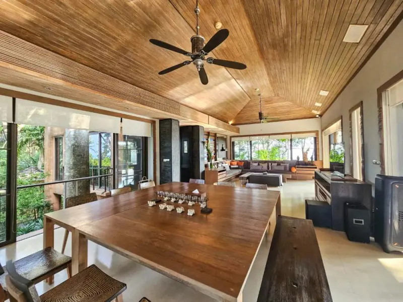 Spacious 3BR Riviera Condo in Jomtien with Modern Amenities and Prime Location