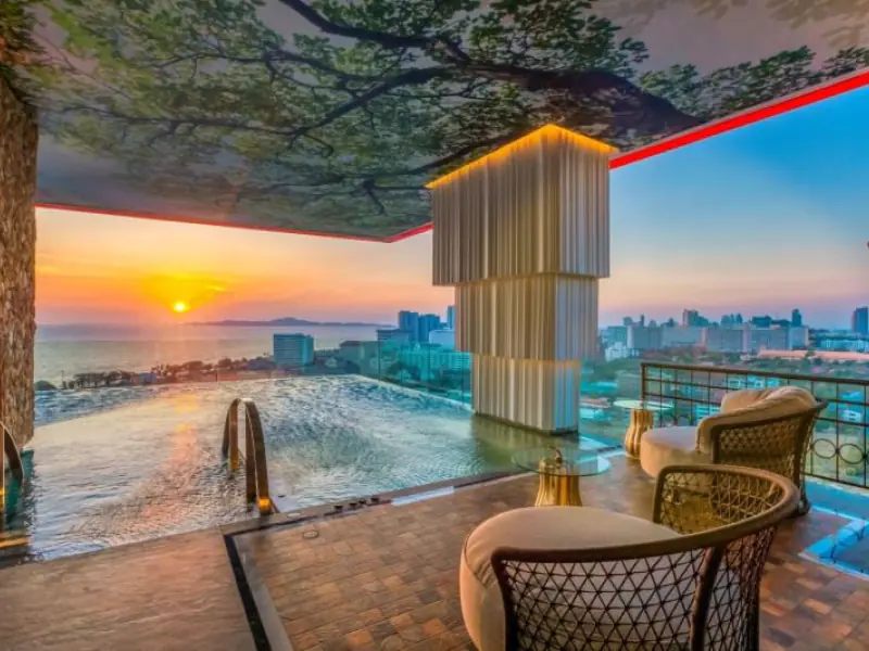 Luxury Sea View Condo For Sale At The Riviera Ocean Drive