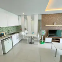 1-slaapkamer condo te koop in Amazon Residence Jomtien thumbnail