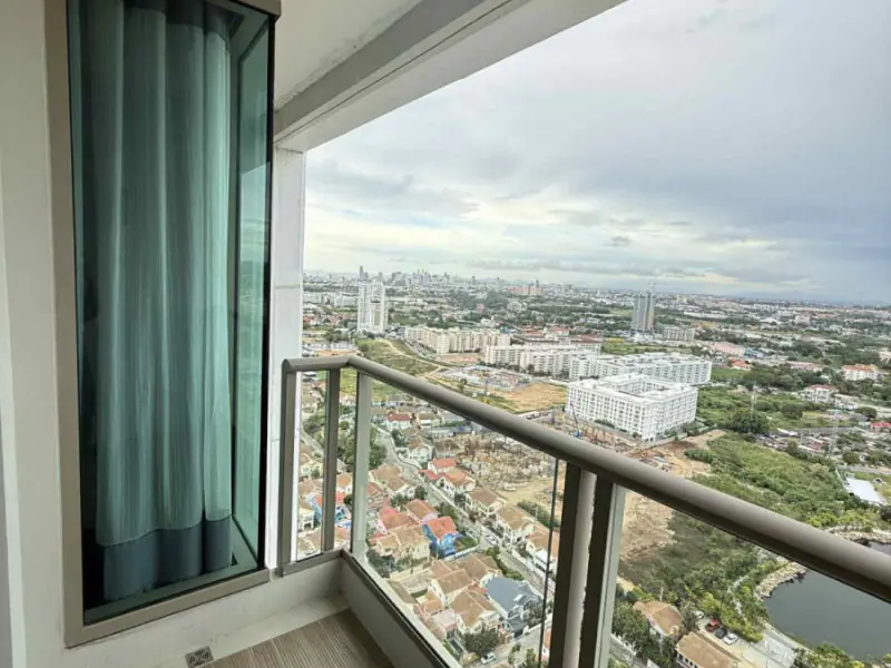 The Riviera Jomtien - See The City, Share with Your Pet