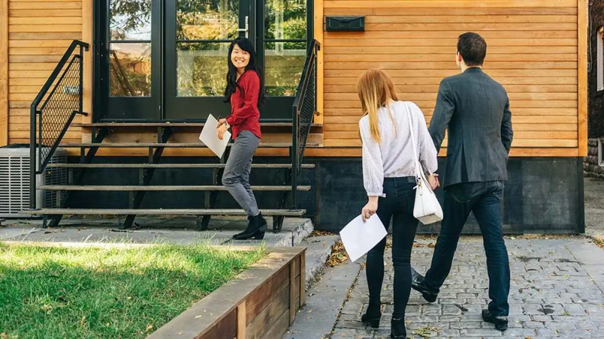 我应该在泰国芭提雅买房还是租房？