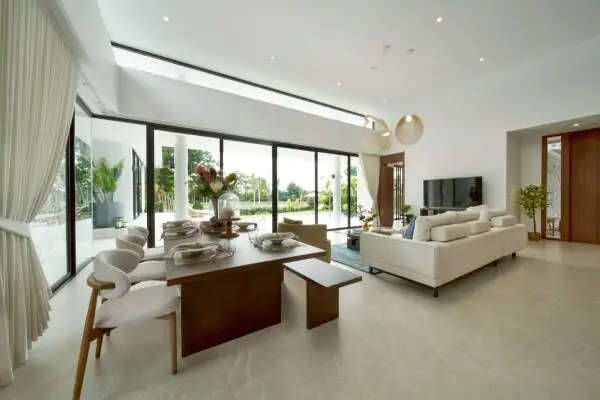 Показать все медиафайлы