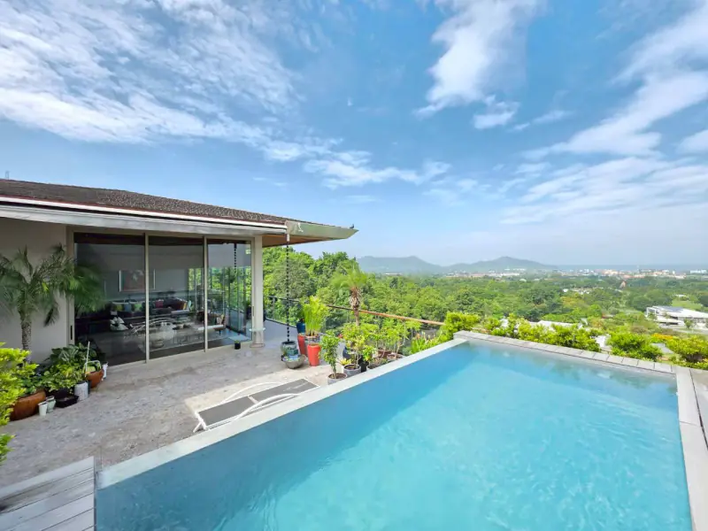 Elevated Life in a Natural Setting - Rare Penthouse in Bangsaray