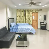 Renovated Studio For Sale - Pattaya Rungfa Condominium thumbnail