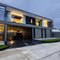 宽敞的两层泳池别墅出租 - 东芭堤雅 thumbnail