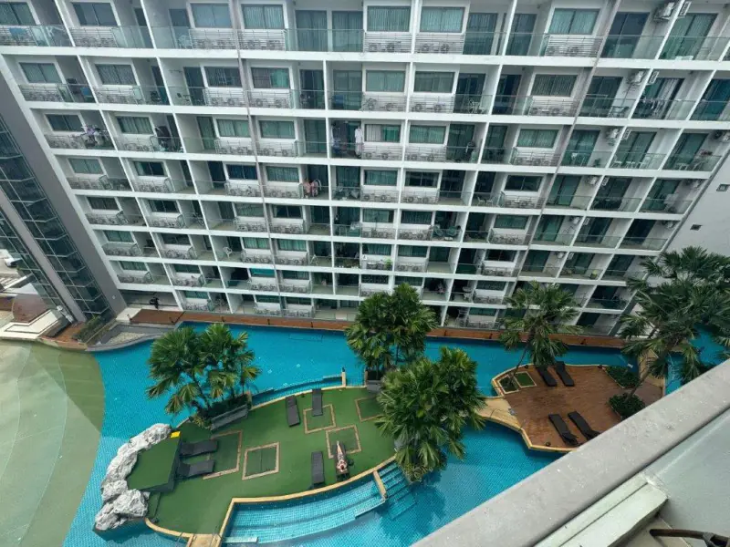Resort Style Living - Pool View Condo for Rent at Laguna Beach Resort 1, Jomtien