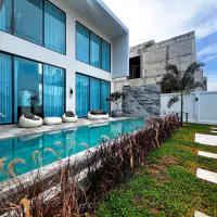 Metro Jomtien Condotel – 38th Floor Unit with Panoramic Ocean Views thumbnail