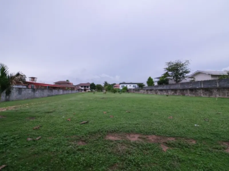 ที่ดินขายใกล้ทะเลสาบมาบประชัน