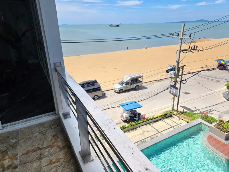 Exclusive Beachfront Smart Residence-Musselana Condominium, Jomtien Beach