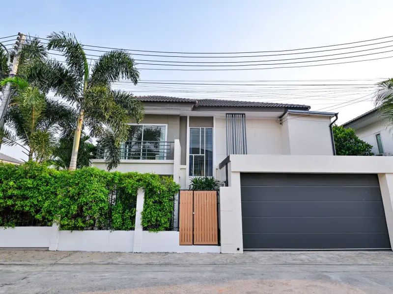 Private corner Family Home -Pruksanara Village Chaiyapruek 2-Jomtien