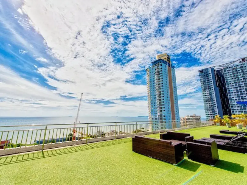 Seaside Compact Studio-Nam Talay Condominium,na Jomtien