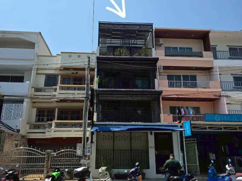 Commercial Building for Sale &amp; Rent- Prime Business Location, Pratumnak Soi 5