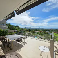 Grand Scale Living with Endless Views – Bangsaray Heights thumbnail