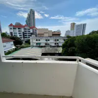 Продается Casa Espana thumbnail