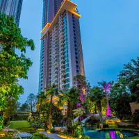 Luxury Hight-rise Condominium for Sale  Riviera wong Amart thumbnail