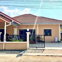 Hot Deal! 3 Bedroom House for Sale at Bangsaray thumbnail