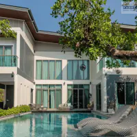 LUXURY POOL VIILA HOUSE FOR SALE 98LEKE VIEW thumbnail