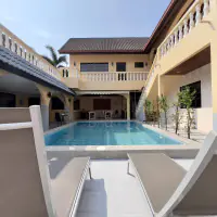 Guest House For Sale in City Center thumbnail