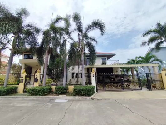 Show all media