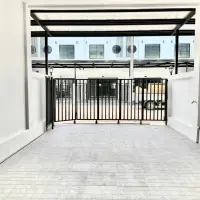 Effortless Living in a 2-Storey Townhome thumbnail