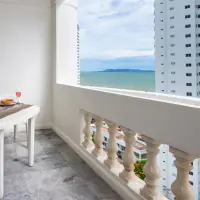 Sea View Studio For Sale In Jomtien Complex thumbnail