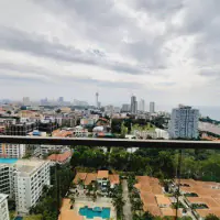 1 Bedroom Condo For Rent In The Peak Tower thumbnail
