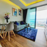 1 Bedroom Condo For Rent In The Peak Tower thumbnail