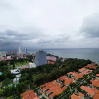1 bedroom condo for sale in The Peak Towers thumbnail