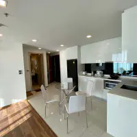 2 Bedrooms condo for rent at The Peak Tower thumbnail