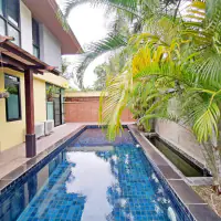 Luxury 4 Bedrooms House for rent Horseshoe Point thumbnail